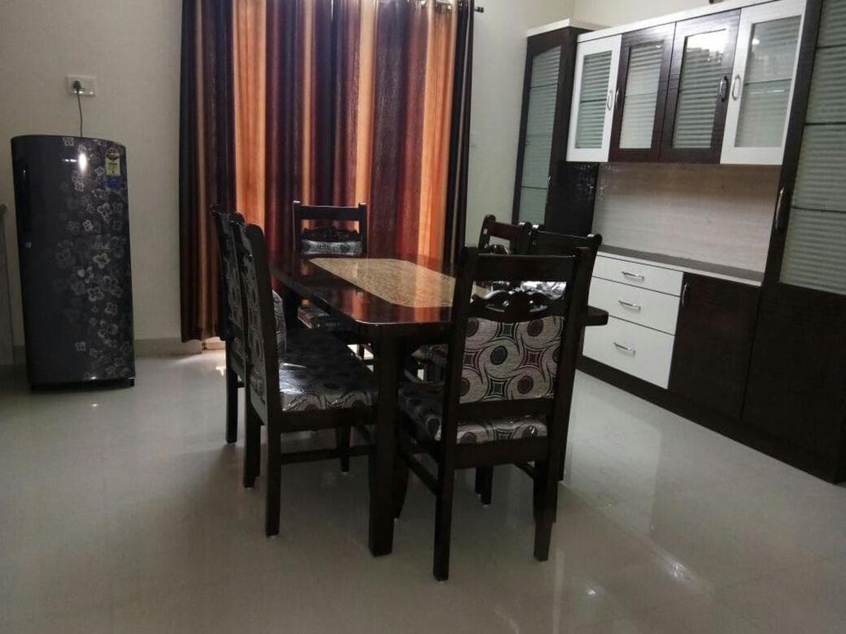 Fresh Living Prime Hitech Hotel Hyderabad Bagian luar foto