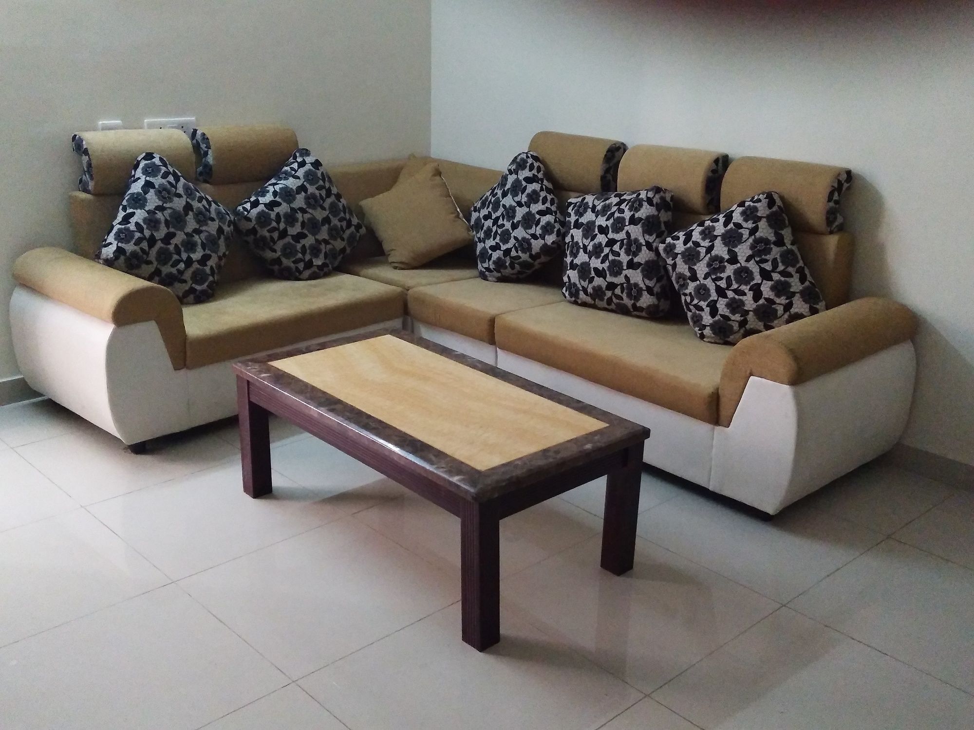 Fresh Living Prime Hitech Hotel Hyderabad Bagian luar foto